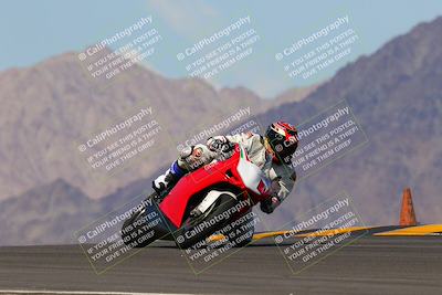 media/Oct-08-2022-SoCal Trackdays (Sat) [[1fc3beec89]]/Turn 9 (1pm)/